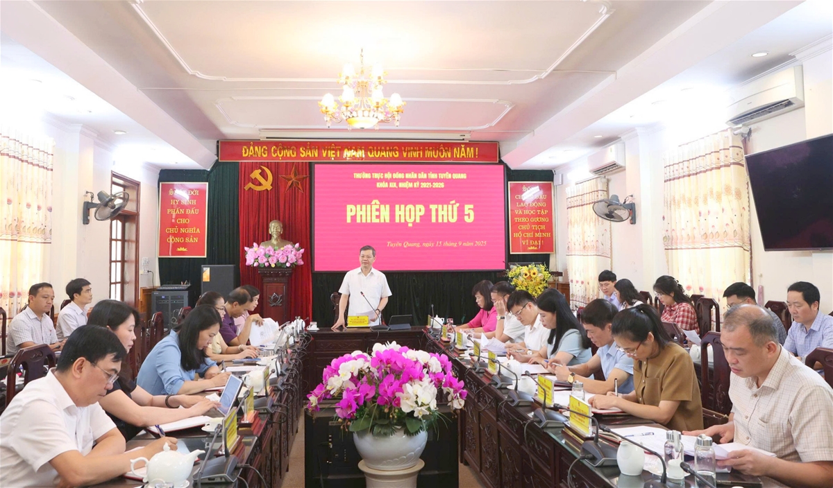 Phiên họp thứ 5 Thường trực Hội đồng nhân dân tỉnh khóa XIX