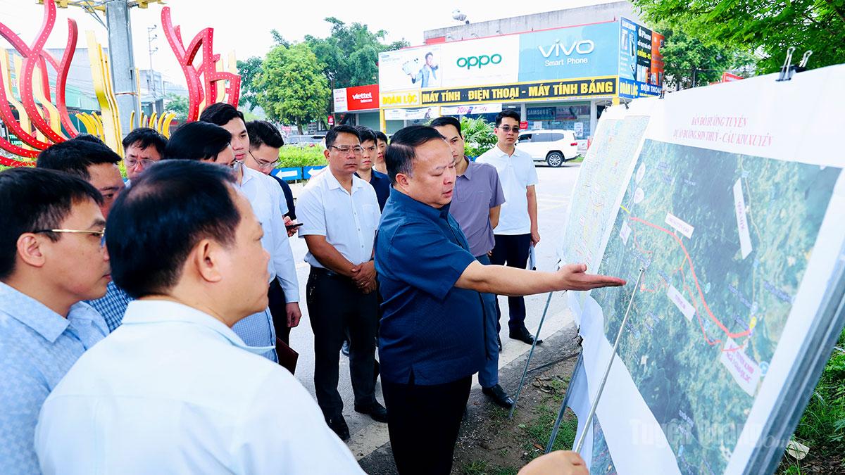 Chủ tịch UBND tỉnh Phan Huy Ngọc khảo sát quy hoạch hạ tầng giao thông và khu, cụm công nghiệp phía Nam tỉnh